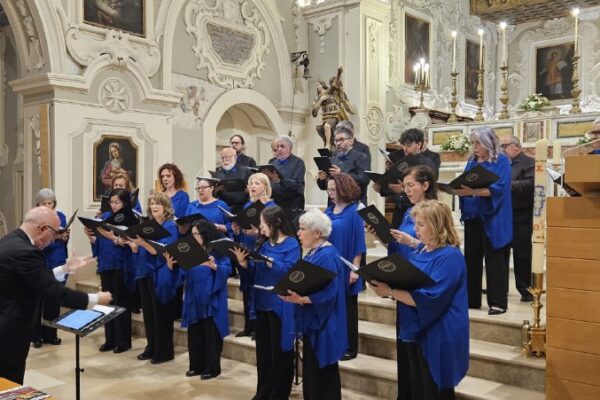 Concerto "Sub Tuum Praesidium" con il Coro della Polifonica Materana Pierluigi da Palestrina nella Chiesa di San Francesco d’Assisi a Matera: report e foto