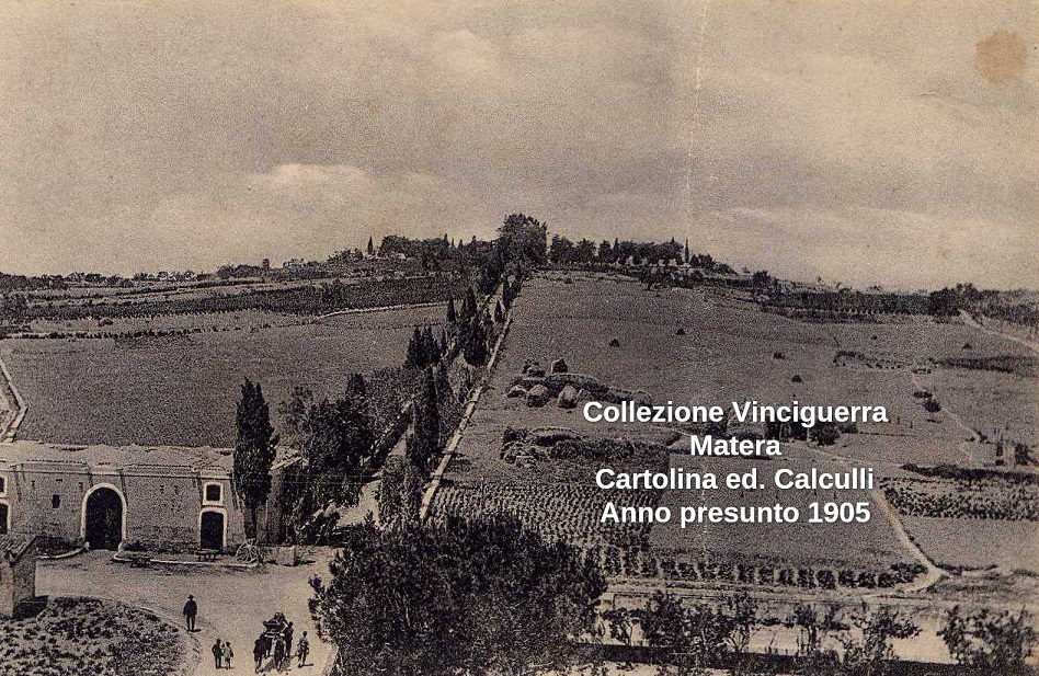 La storia siamo noi, lo storico Nino Vinciguerra racconta la regolamentazione delle sepolture in Italia con un focus sul cimitero di Matera: report e foto