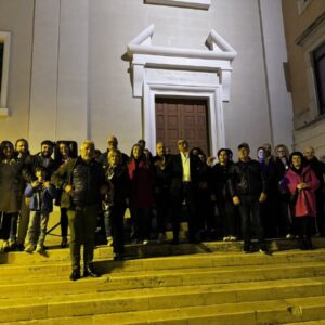 Elezioni comunali Matera 2025, impegni del candidato sindaco Luca Prisco (Democrazia Materana) nel comizio "Mo basta! Difendiamo Matera": report, video-comizio, foto