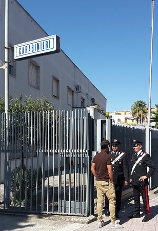 Minorenne con droga e armi denunciato dai Carabinieri a Montescaglioso