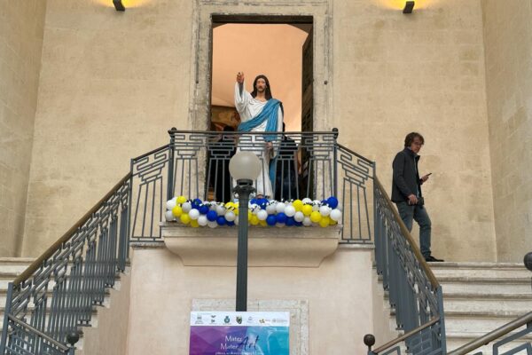 Inaugurata mostra di cimeli dei Carri della Bruna in cartapesta nel Palazzo Malvinni Malvezzi a Matera: report e foto