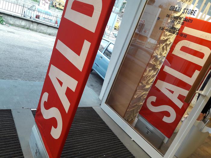 Dal 2 luglio al via in Basilicata i saldi estivi, annuncio assessore regionale Galella
