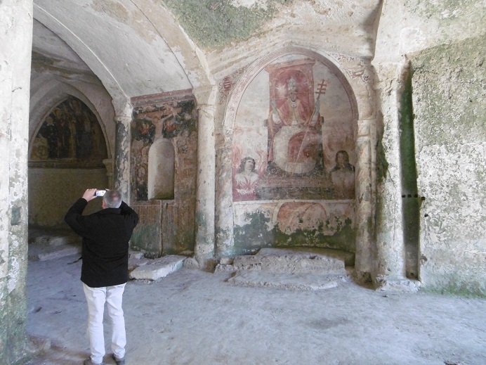 Doria (Matera Civica): "Ci stiamo giocando gli affreschi della chiesa rupestre Santa Maria della Vaglia, occorre una Soprintendenza speciale"