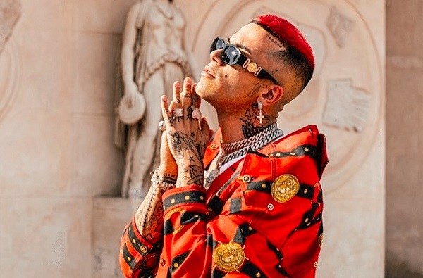 Sfera Ebbasta live per Sonic Park alla Cava del Sole David Sassoli di  Matera - SassiLive